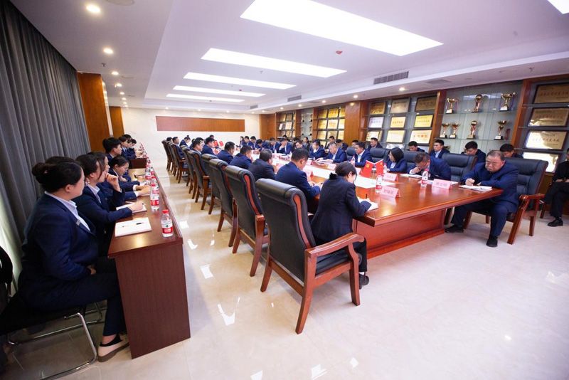 4月6日，魯杰集團(tuán)召開“2023年度工作動(dòng)員大會(huì)"